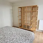 Les Kennedy Apartment *